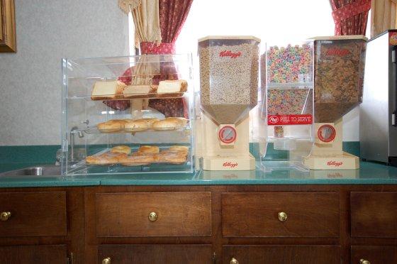 Econo Inn&suites 2* Macon