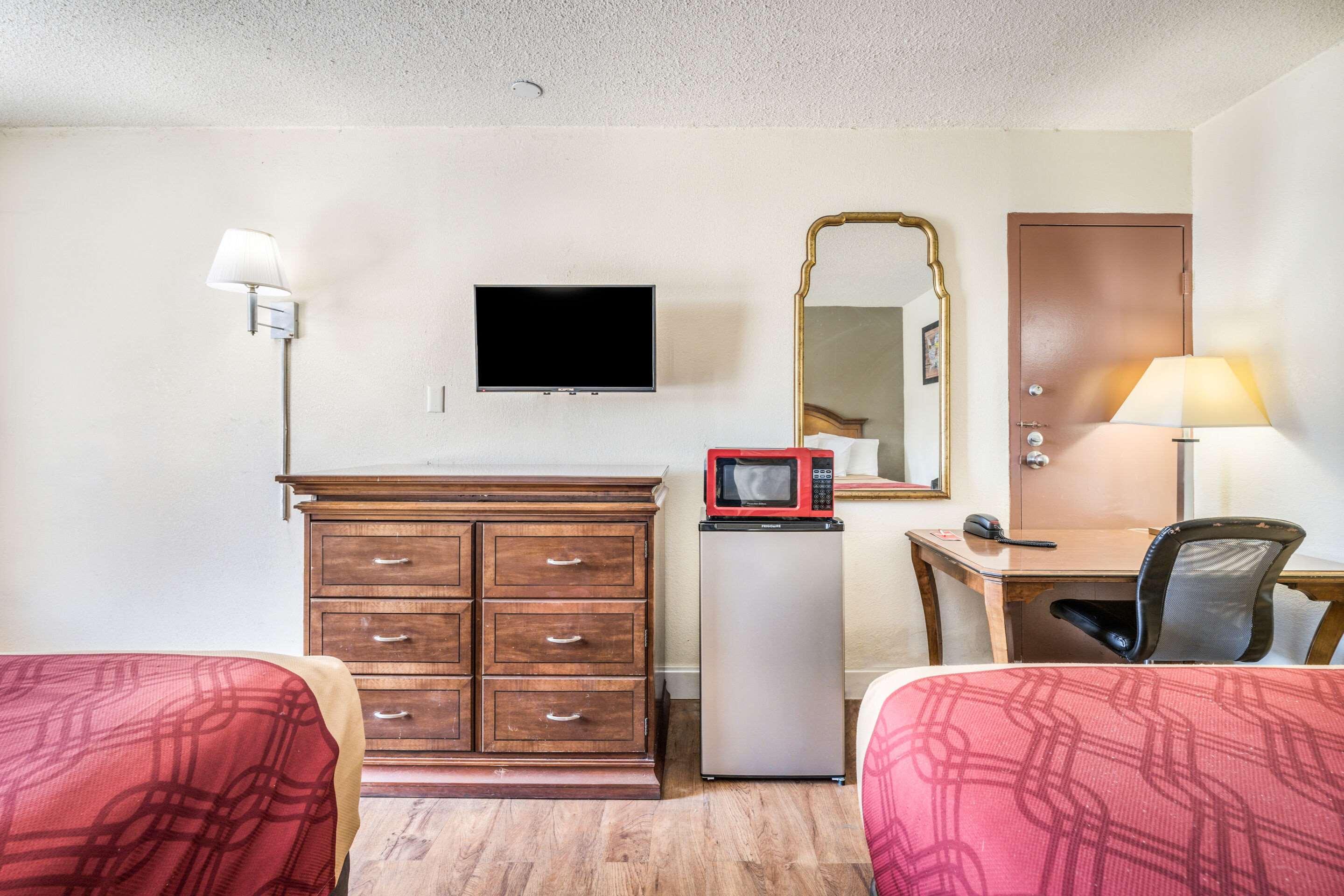 Hotel Econo Inn&suites Macon