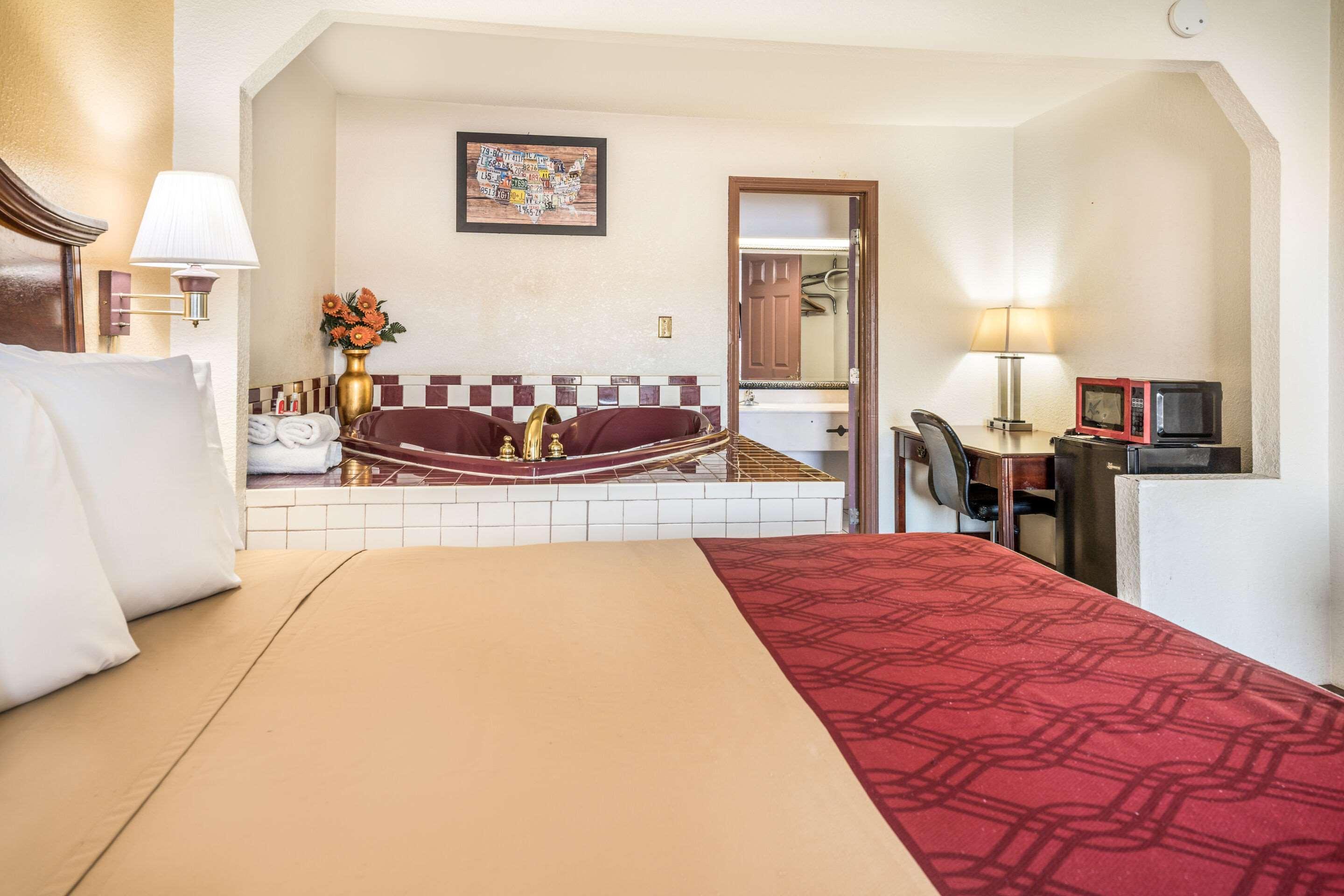 Hotel Econo Inn&suites Macon