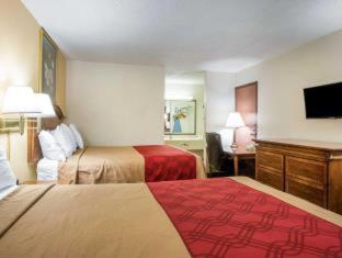 Hotel Econo Inn&suites 2*