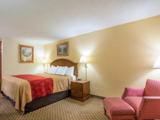 Econo Inn&suites Hotel Macon