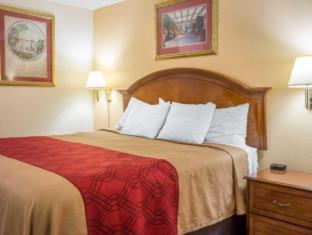 Econo Inn&suites Macon