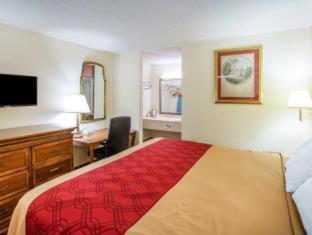 Econo Inn&suites Hotel 2*